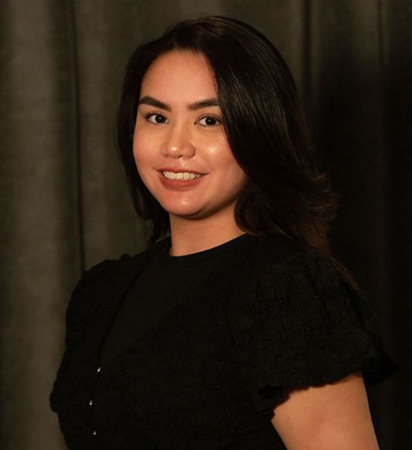 Head Spa therapist, Julie